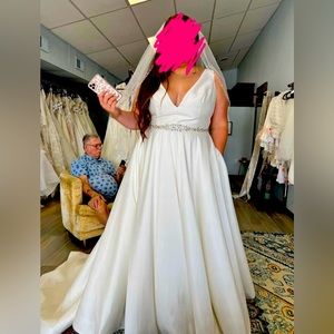 Jenny Yoo Octavia Wedding Dress